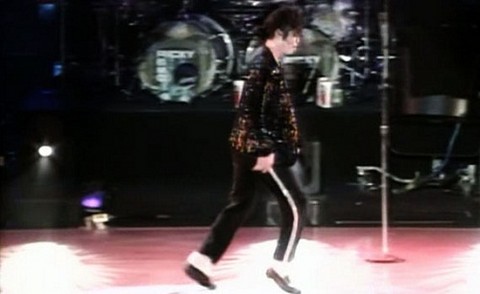 [VIDEO] La caminata lunar de Michael Jackson es llevada a otro nivel
