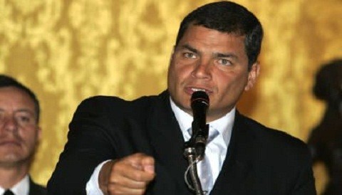 Rafael Correa sobre asilo a Assange: no le pediremos permiso a nadie