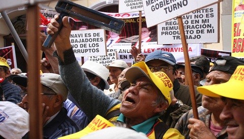 Exfonavistas exigen su dinero frente al Tribunal Constitucional