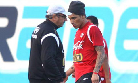 Sergio Markarián sorprendido por llegada de Paolo Guerrero al Corinthians