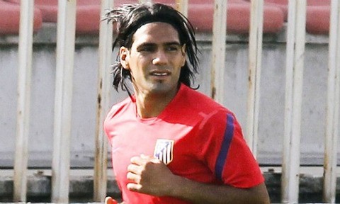 Manchester United prepara trueque con Nani por Radamel Falcao