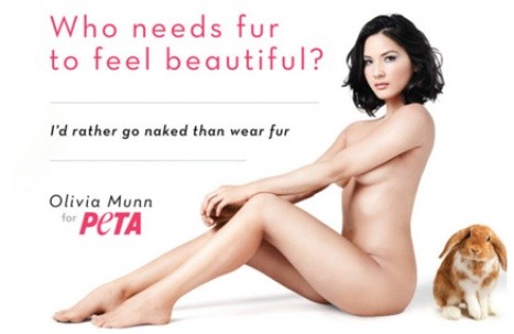 Sexy modelo Olivia Munn posó desnuda para PETA