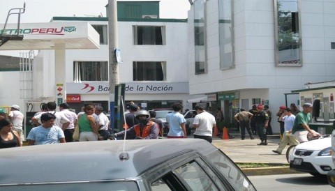 Heridos en asalto al Banco de la Nación recibieron atención en Hospital Unanue del Minsa