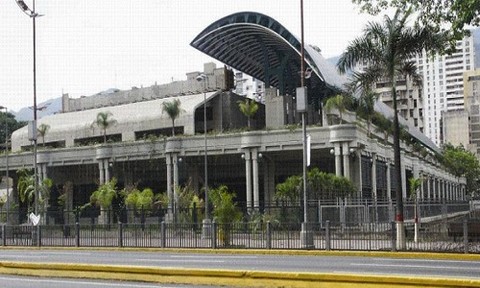 Ministerio Popular de Cultura inaugura exposición 'Salón de Premiaciones'