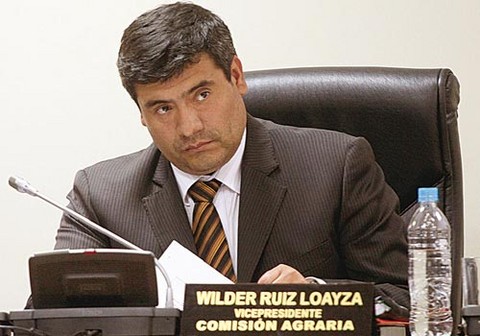 Presentarán información importante al Congreso sobre Hoja de Vida de legislador Wilder Ruiz