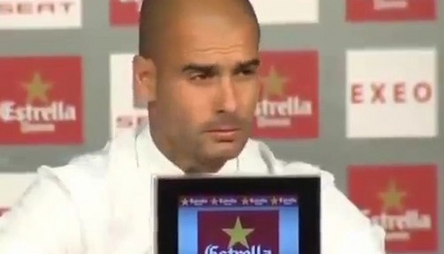 Pep Guardiola pasó un susto en plena conferencia de prensa