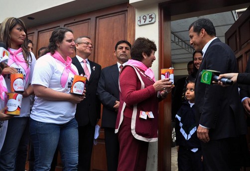 Presidente Ollanta Humala pidió colaborar en colecta contra el Cáncer