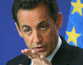 Nicolas Sarkozy: 'Gadafi sigue siendo un peligro'