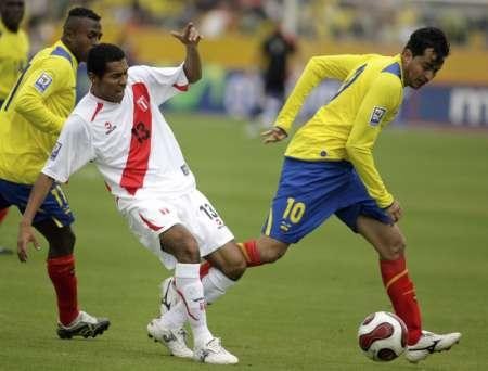 Revive los últimos Perú - Ecuador en eliminatorias (Video)