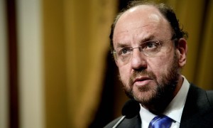 Venezuela: Cónsul chileno es herido de bala