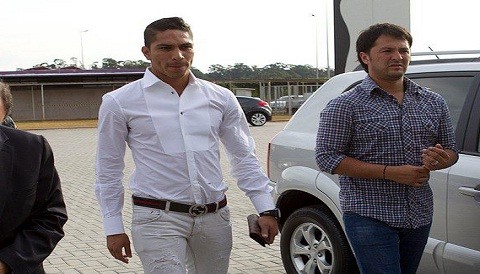 Paolo Guerrero será presentado hoy como fichaje del Corinthians de Brasil