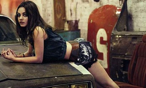 [FOTOS] Mila Kunis y sus encantos para la revista Interview