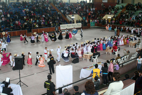 Campeón de Campeones será elegido este sábado en el 'Concurso Nacional de Marinera San Miguel 2012'