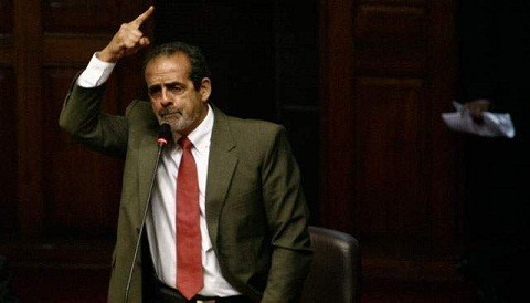 Javier Diez Canseco: Gabinete Jiménez está vinculado al ministro Castilla