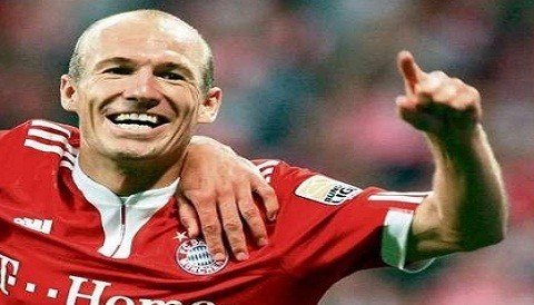 AC Milan desea la zurda de Arjen Robben