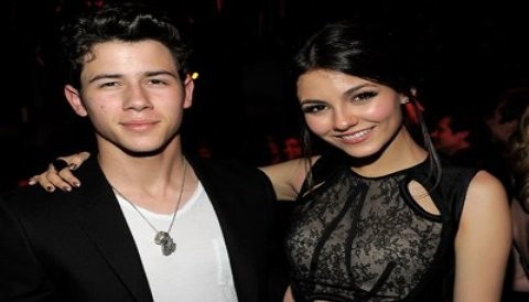 Victoria Justice quiere un dúo con Nick Jonas