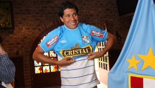 Walter Vílhez espera robarle tres puntos a Cienciano Walter Vílhez espera robarle tres puntos a Cienciano