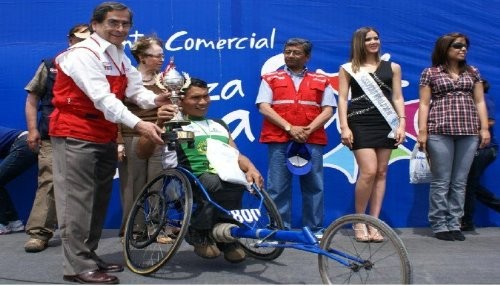 Atleta discapacitado aclara que visita a Municipalidad de la Molina ocurrió en 2008