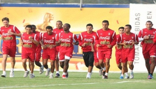 Selección peruana viajó junto a Paolo Guerrero a Costa Rica