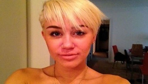 Miley Cyrus desmiente seguir a Perez Hilton en Twitter