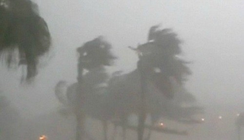 El avance de la tormenta Isaac en el Caribe [FOTOS]