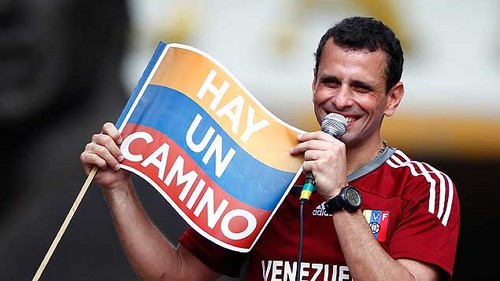 Henrique Capriles espera ganarle a Hugo Chávez en las elecciones presidenciales
