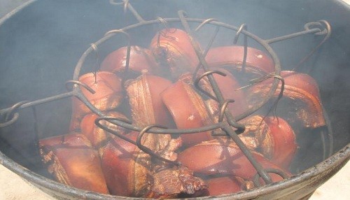 ¿Quieres comer un chancho al cilindro en Mistura?