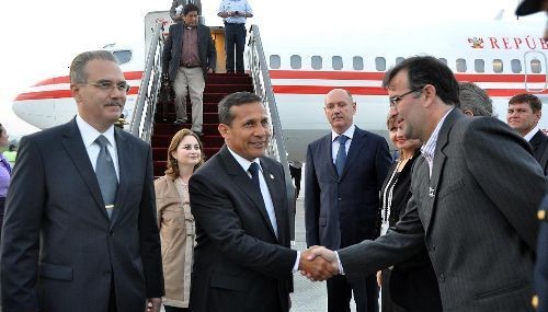 Humala llegó a Rusia para participar de la XX Cumbre APEC