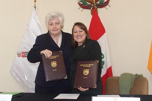 Barranco y Devida firman convenio para prevención de consumo de drogas