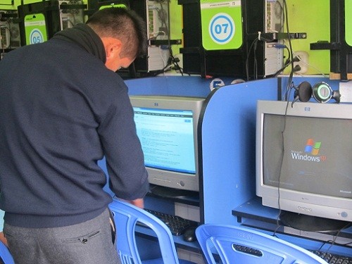 Clausura de cabinas de internet que no filtran páginas pornográficas