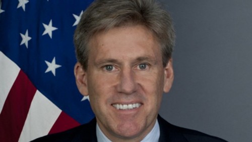 Embajador y tres funcionarios de los Estados Unidos mueren en Libia tras asalto armado a consulado norteamericano