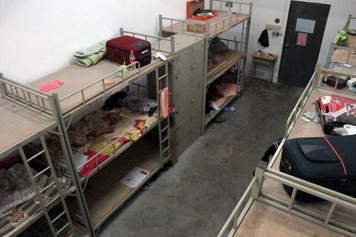 Ensambladora del iPhone 5 en China carece de circulación de aire y tiene cucarachas en armarios
