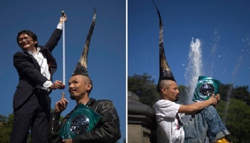 Conozca al hombre con la 'cresta' más grande del mundo [FOTOS]