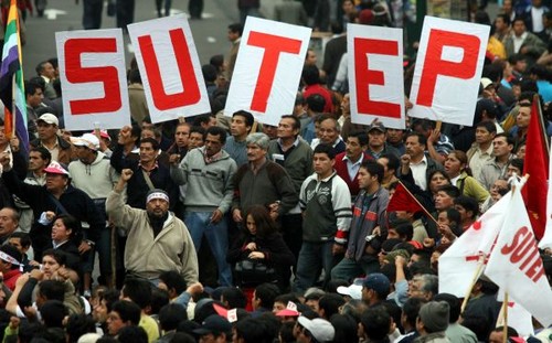 Huelga del SUTEP:  mentalidades e ideologías del magisterio nacional