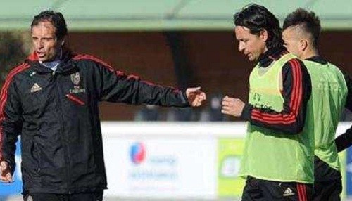 Prensa italiana afirma que Filippo Inzaghi y DT de Milan se pelearon
