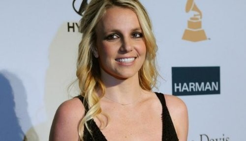 Britney Spears nuevo look para el Festival iHeartRadio 2012 [FOTOS]