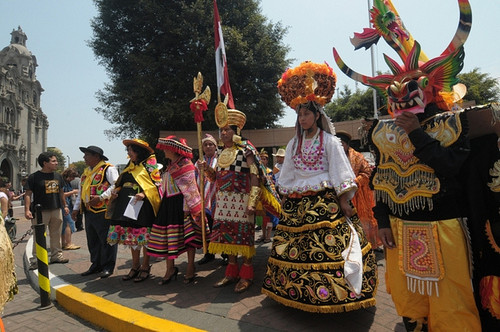 SEMANA TURÍSTICA MIRAFLORINA: Circuitos peatonales, charlas y danzas folclóricas