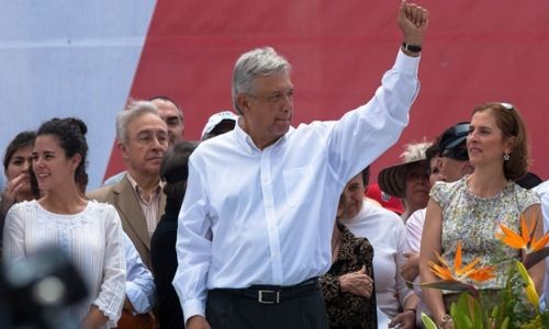López Obrador a adversarios políticos: no me siento viejo ni acabado