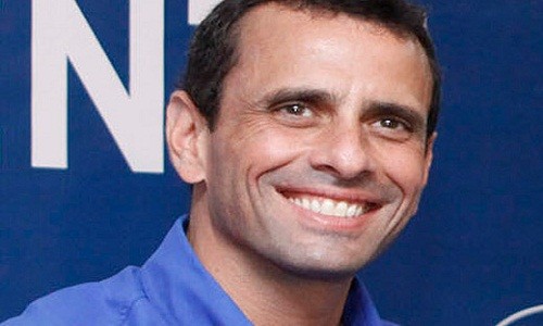 Encuesta Consultores 21: Henrique Capriles supera a Chávez por tres puntos