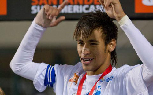 Neymar aclara: Soy jugador del Santos y tengo contrato hasta el 2014