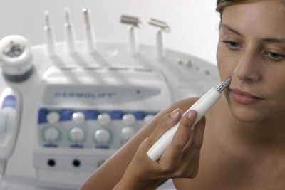La galvanoterapia o bio-electroterapiam