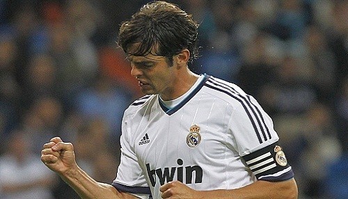 Kaká abandonaría Madrid por los millones del Anzhi ruso