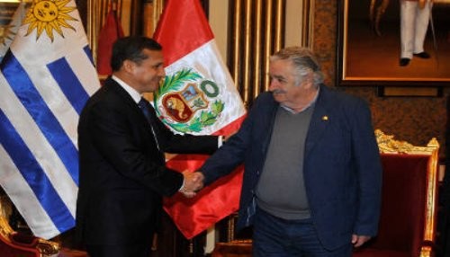 Mandatario recibió en Palacio de Gobierno a su homólogo uruguayo José Mujica