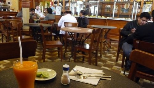 La actividad en restaurantes del país aumentó en 8,2%