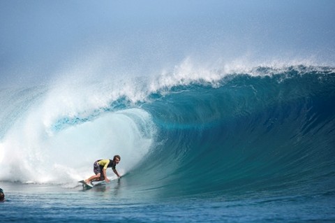 Álvaro Malpartida conquista campeonato de surf Quiksilver Ufo´s Point