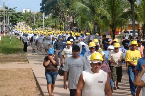 Presidente regional de Madre de Dios no cree que mineros cambien de posición