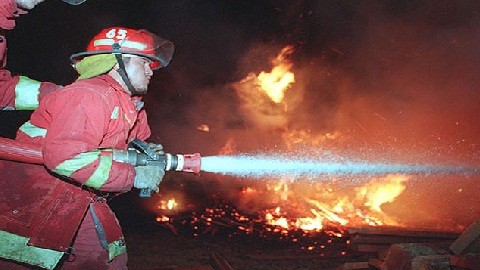 Remodernizar Cuerpo General de Bomberos costaría más de 150 millones de dólares