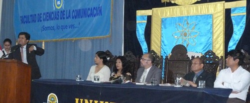 Universidad de Chiclayo presentó 'Estación final' y 'Polvo en el viento'