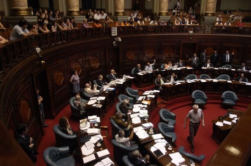 Uruguay: Congreso legaliza el aborto