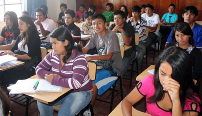 [Huancavelica] Estudiantes ya se preparan en academia 'Talento Beca 18'